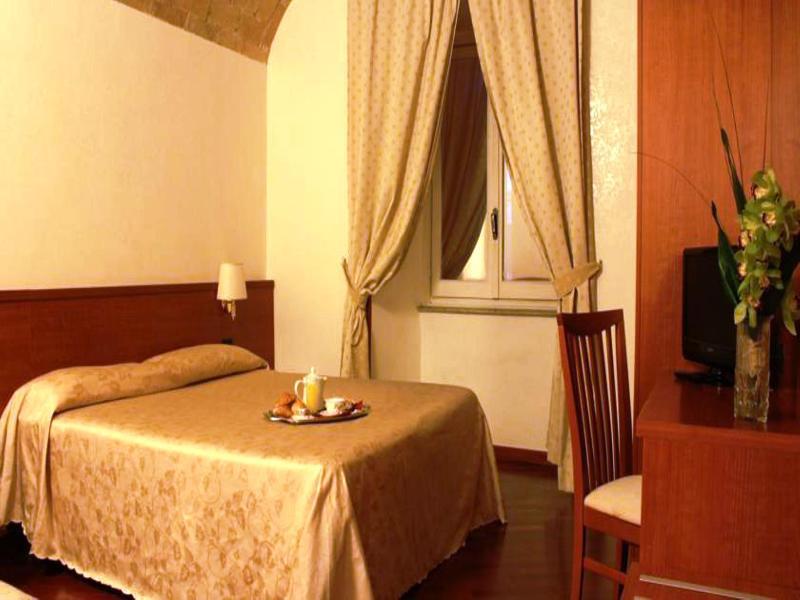 Augusta Lucilla Palace 4* Roma